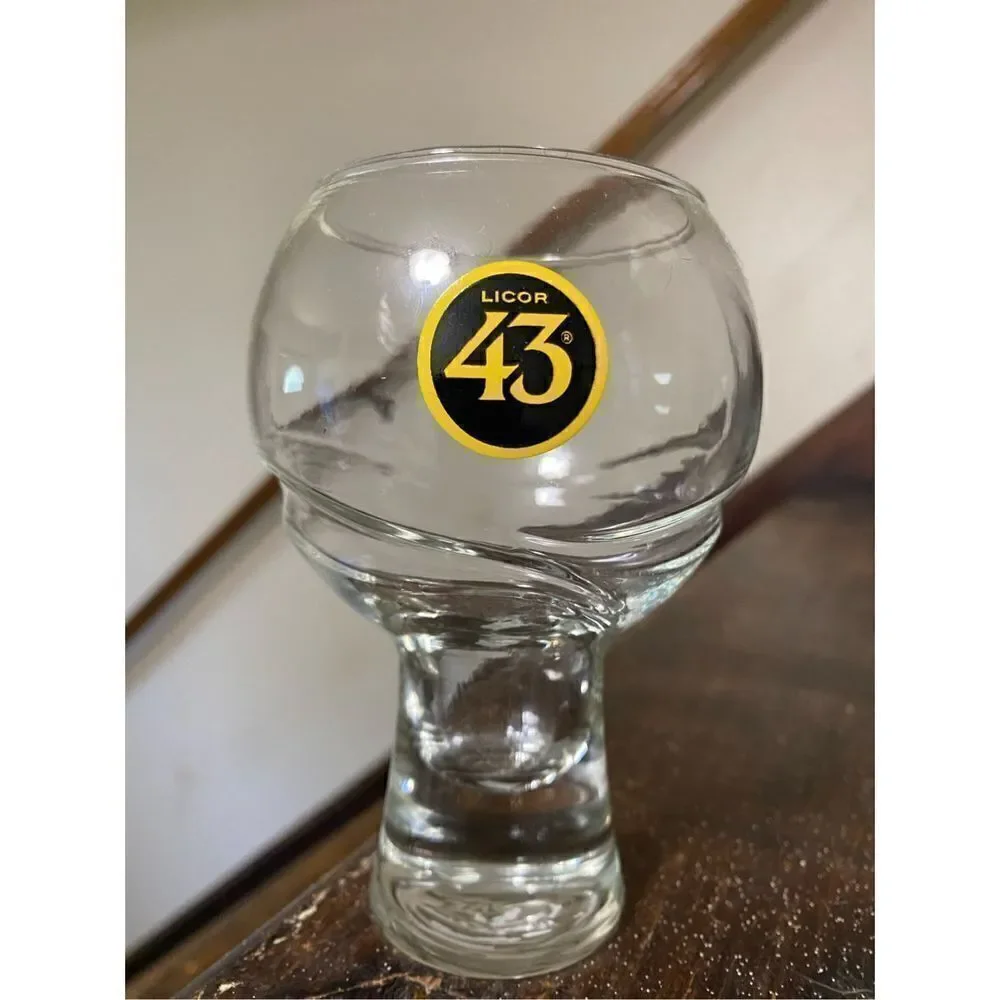 Licor 43 cocktail glass